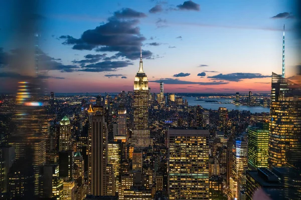 Veduta Aerea Grattacieli Torri Nello Skyline Midtown Manhattan Con Cielo — Foto Stock