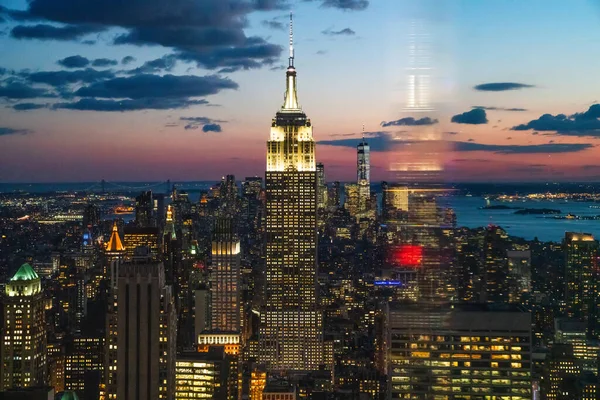 Veduta Aerea Grattacieli Torri Nello Skyline Midtown Manhattan Con Cielo — Foto Stock