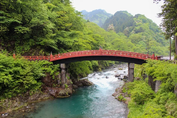 Japonya Nikko 'da güzel bir köprü