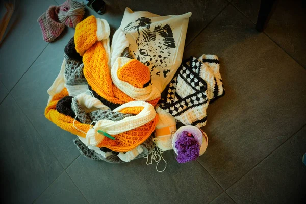 Sessiz anlar için tığ işi bir şey.