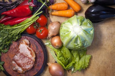 hala et ve sebzelerle dolu bir hayat