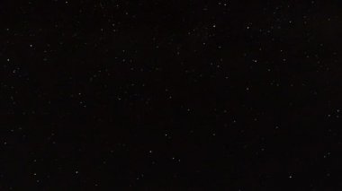 Yıldız Dağları ve uzak okyanus geçen gece zaman sukut