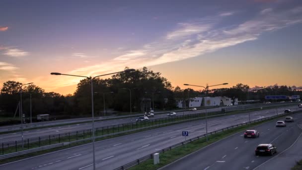 Autopista Timelapse 4K. Riga, Letonia — Vídeos de Stock