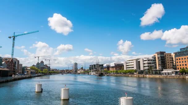 Dublin City a řeku Liffey, Irsko, čas zanikla, 4k — Stock video