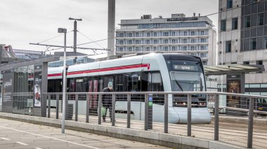 Aarhus, Danimarka - 24 Mart 2020 Aarhus Letbane istasyonda. Aarhus letbane, Danimarka 'nın Aarhus şehrinde Eylül 2013' ten beri inşa halinde olan tramvay ve tramvay tren sistemidir..