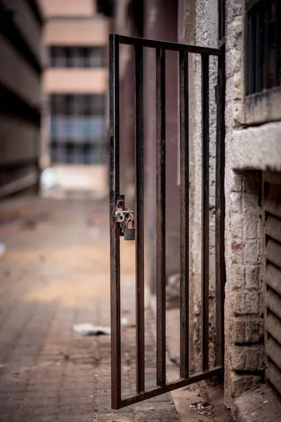 Metal Doorway Padlock Stands Open Dirty Alleyway Johannesburg Inner City — Stock Photo, Image