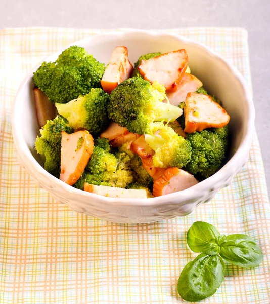 Broccoli and ham appetizer — Stock Photo, Image