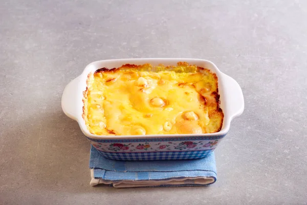Gratin with baked cheese — Stock Photo, Image