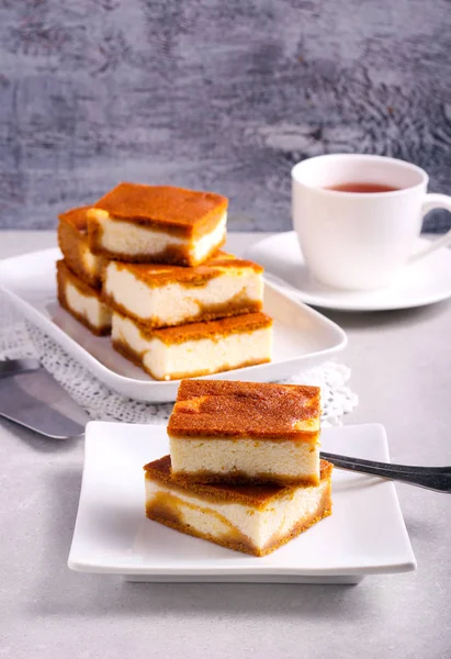 Pila di barrette di zucca cheesecake — Foto Stock