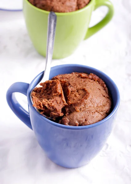 Pastel de microondas de chocolate y cacahuete — Foto de Stock