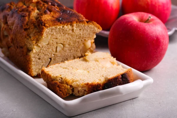 Pastel de pastel de manzana picante, en rodajas — Foto de Stock