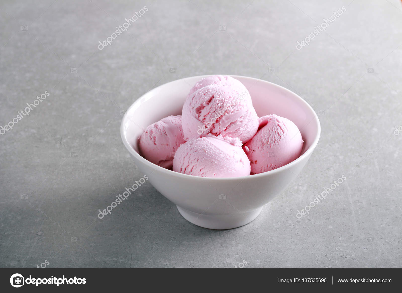 Pink Strawberry Ice Cream Scoop Stock Photo - Image of cream, food