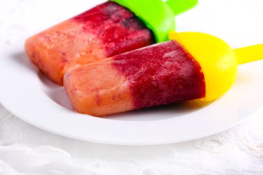 Meyve ve meyve dondurma şeker