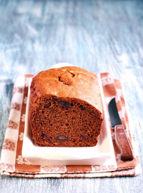 Tarih ve çikolata kek somun