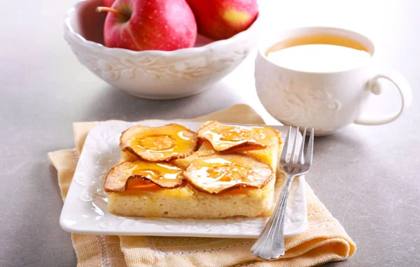 Tarta de manzana y miel —  Fotos de Stock