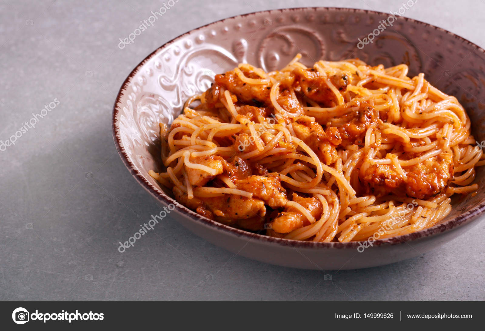 Tavuklu Spagetti Tavuklu Spagetti