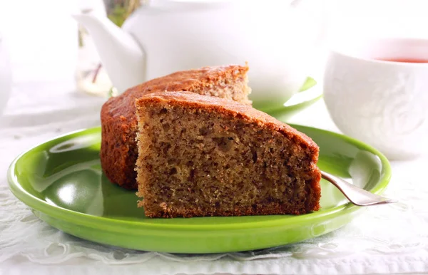 Bananenkuchen, zwei Scheiben — Stockfoto