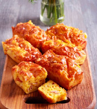 Peynir ve jambon mini loafs, 