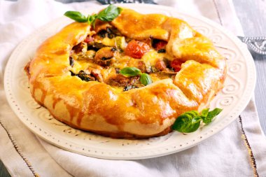 Kabak, kiraz domates tuzlu pasta