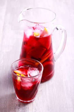 Soğuk sangria kokteyl içki