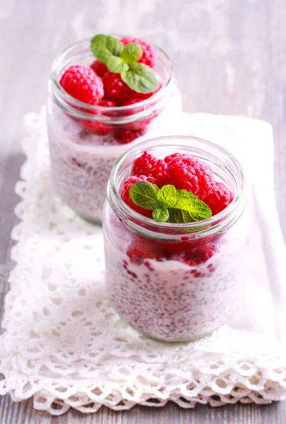 Himbeer- und Chiasamen-Pudding — Stockfoto