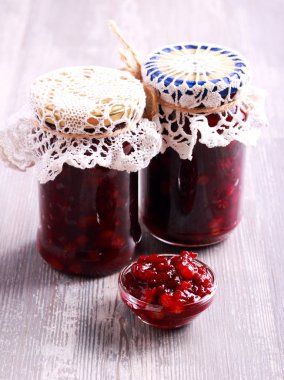 Ev yapımı kırmızı pancar ve apple Hint turşusu 