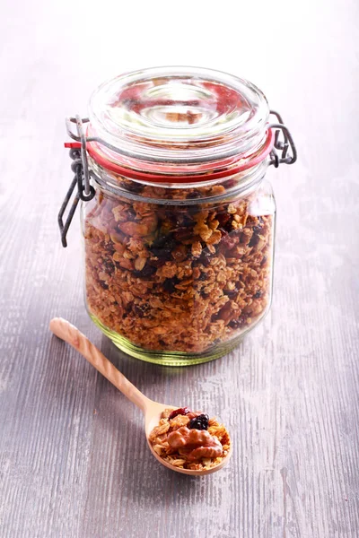 Kavanozda ev yapımı granola., — Stok fotoğraf