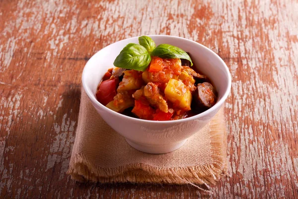 Vegetable stew with sauce — Stock Photo, Image