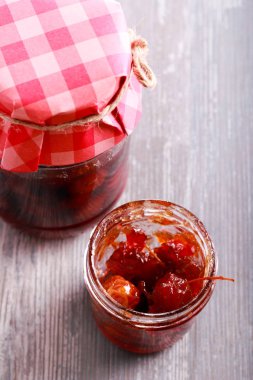 Ev yapımı crabapples bir kavanoz reçel
