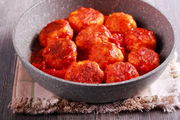 Turkey meatballs with tomato sauce — Stock Photo, Image