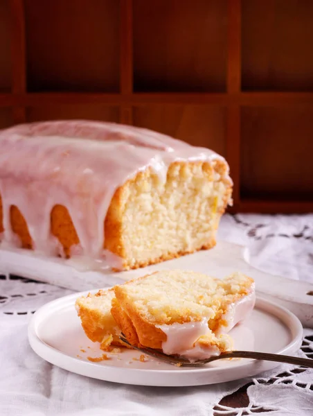 Bolo de limão Vegan com gelo — Fotografia de Stock