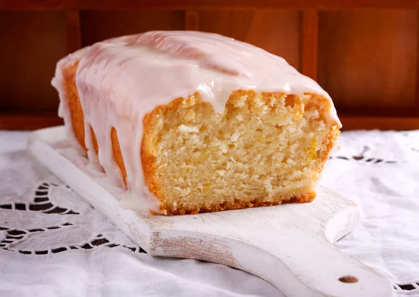 Bolo de limão Vegan com gelo — Fotografia de Stock