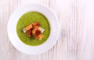 Masada croutons brokoli çorbası