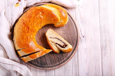 Haşhaş tohumu ve meyve doldurma