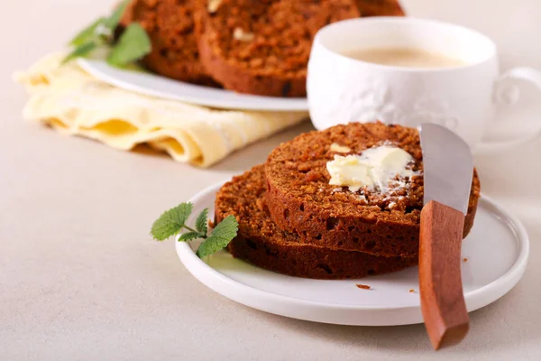 Date and nut roll, sliced and served — Stock Photo, Image