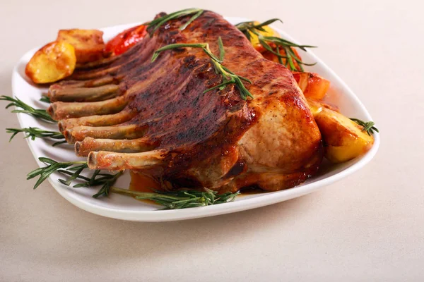 Roast pork chops on bone — Stock Photo, Image