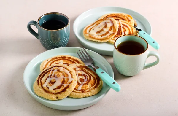 Cinnamon roll pancakes — Stock Photo, Image
