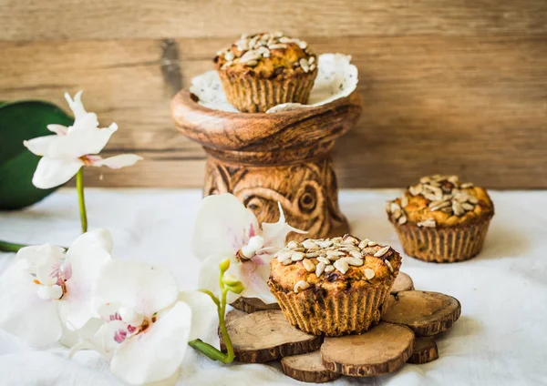 Gluten-Alerjik kek kabak, limon, tarihleri ve ayçiçeği görmek — Stok fotoğraf