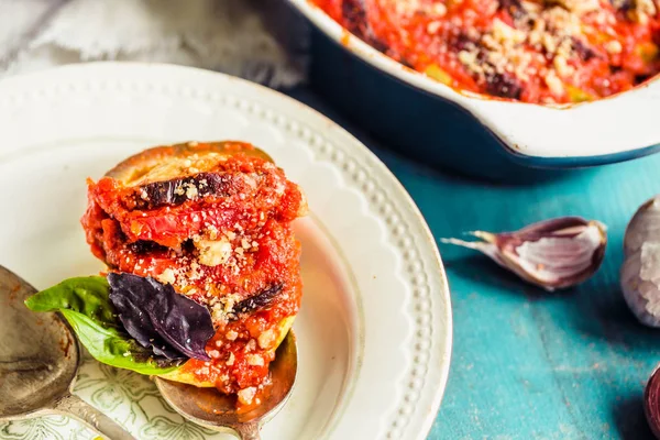 Ratatouille - Fransız mutfağı bir klasik vejetaryen yemek. Bak