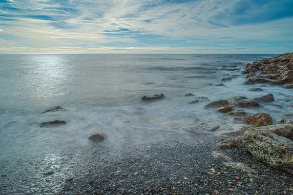 Praia Mediterrâneo Praia Penon Del Cuervo Málaga Exposição Longa Costa — Fotografia de Stock