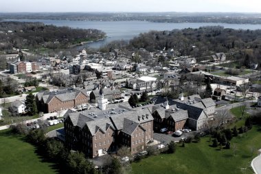 Delafield Wisconsin 'in Arial Drone fotoğrafı.