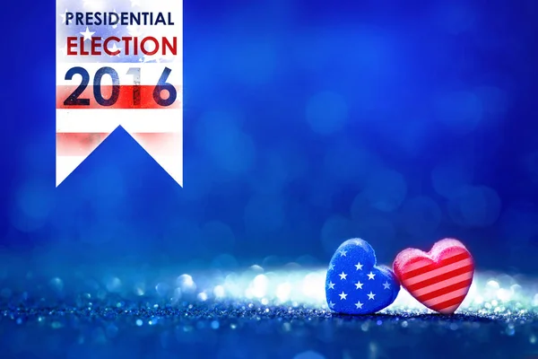 Presidentiële verkiezing stemming 2016 in de Usa met Amerikaanse vlag hart — Stockfoto