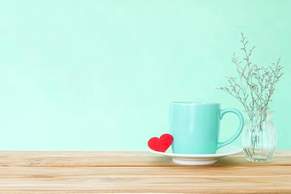 Kahve Kupası Kupa kırmızı kalp şeklinde ahşap tablo, romantik bir