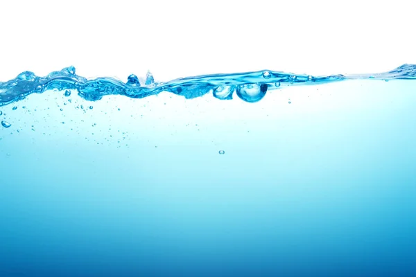 Fermer bleu éclaboussure d'eau avec bulles sur fond blanc — Photo