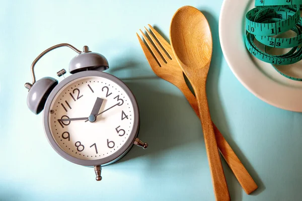 Tempo para perder peso, controle alimentar ou tempo para o conceito de dieta, a — Fotografia de Stock