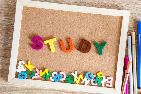 Barevné Study Slovo Abeceda Pin Board Pozadí Anglický Jazyk Učení Stock Fotografie