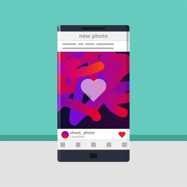 Akıllı telefon vektör illüstrasyonunda fotoğraflara bak.