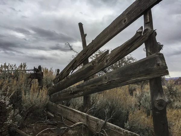 Old wooden fence — Stock Photo, Image