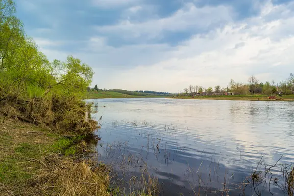 Sommarlandskap Med Floden Tvertsa — Stockfoto