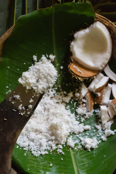 Тертый кокос — стоковое фото